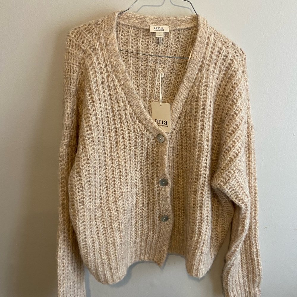a.n.a Women's Tan Button-Up Cardigan